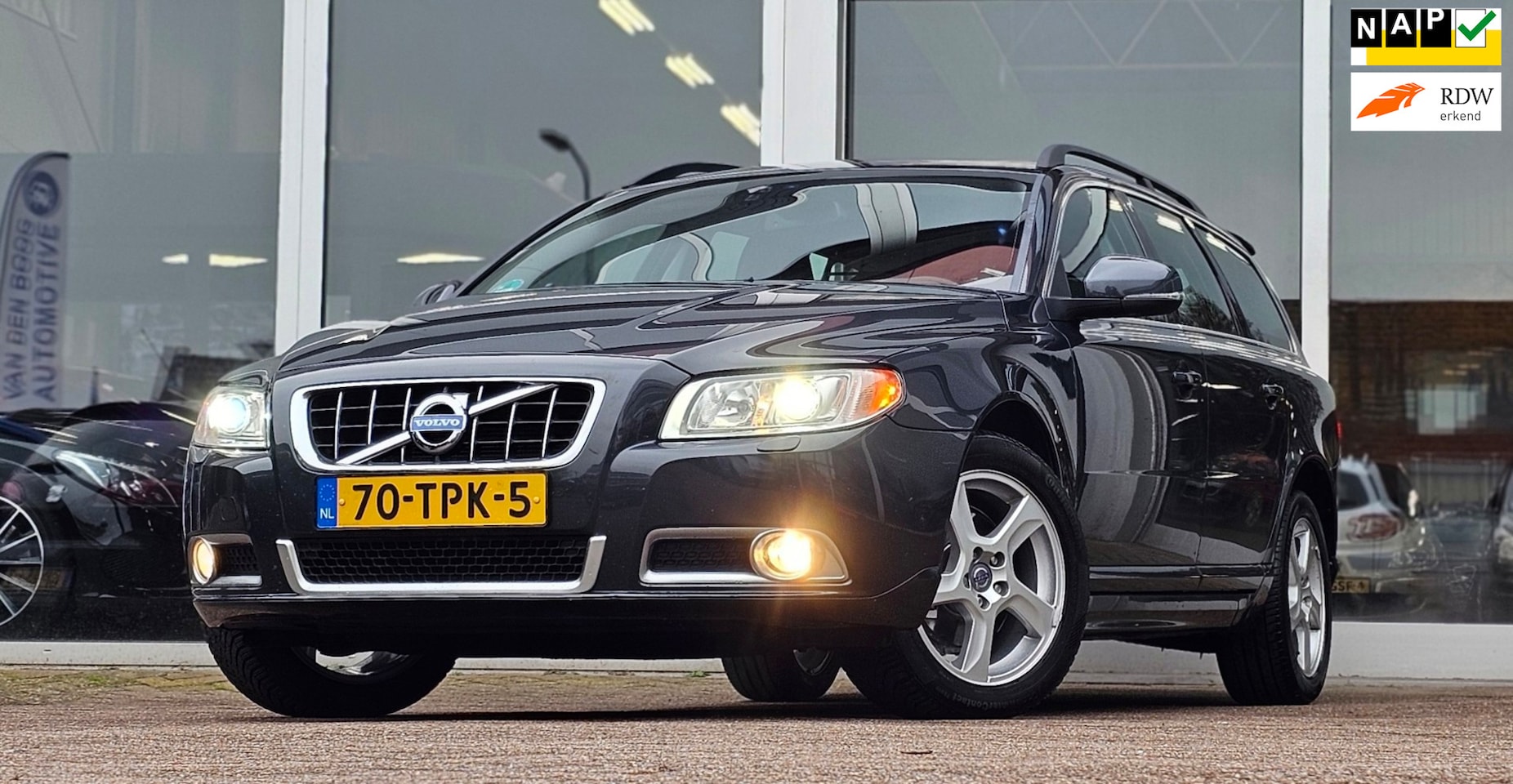 Volvo V70 - 1.6 T4 A/T Limited Edition Lerenbekleding Xenon Mooi! - AutoWereld.nl