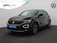 Volkswagen T-Roc - 1.5 TSI 150PK DSG Sport | Trekhaak | Navi | Full LED | Virtual Cockpit | ACC | 17 inch