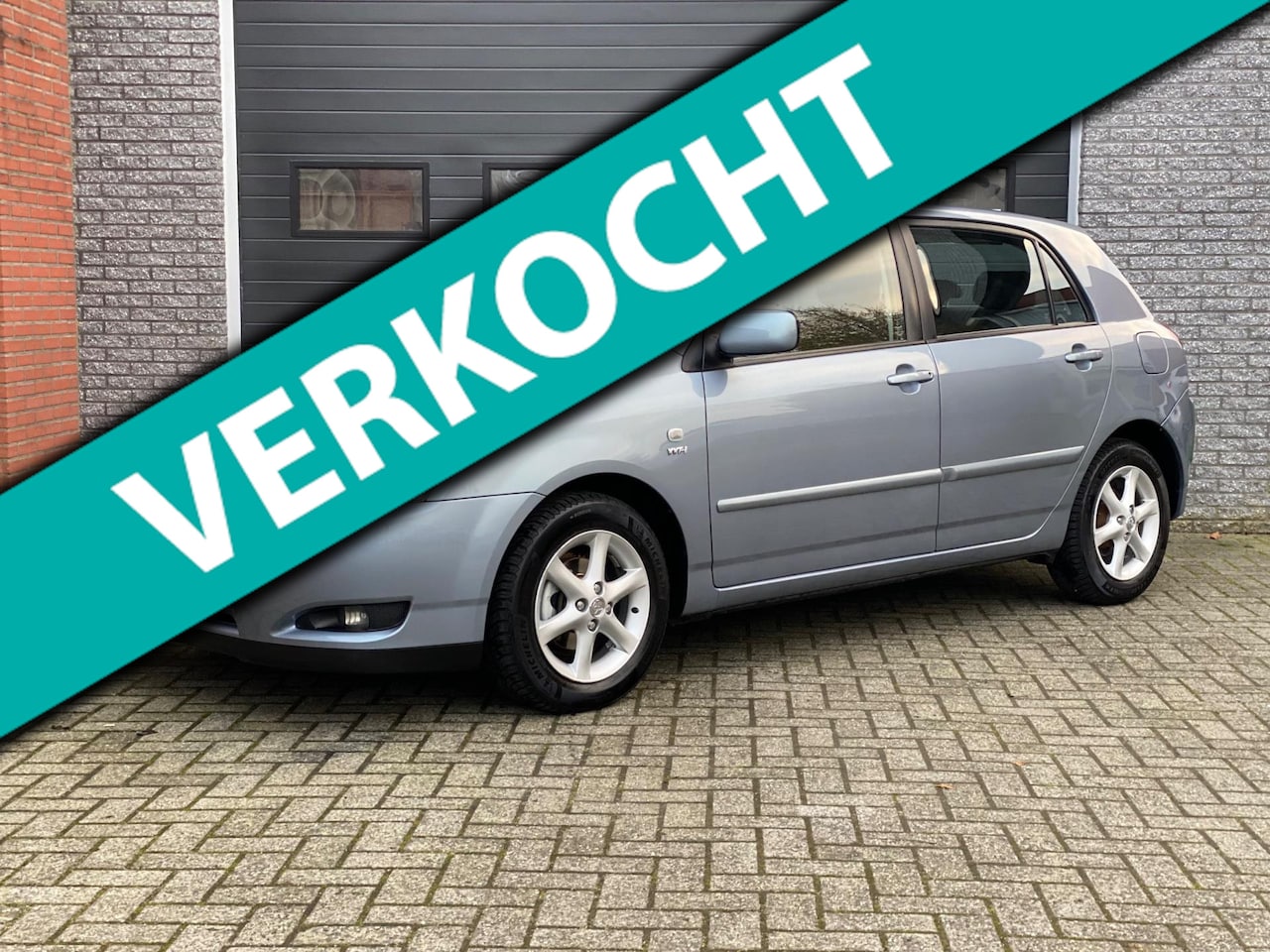 Toyota Corolla - 1.6 VVT-i Linea Sol 2e EIG / CLIMA / APK - AutoWereld.nl