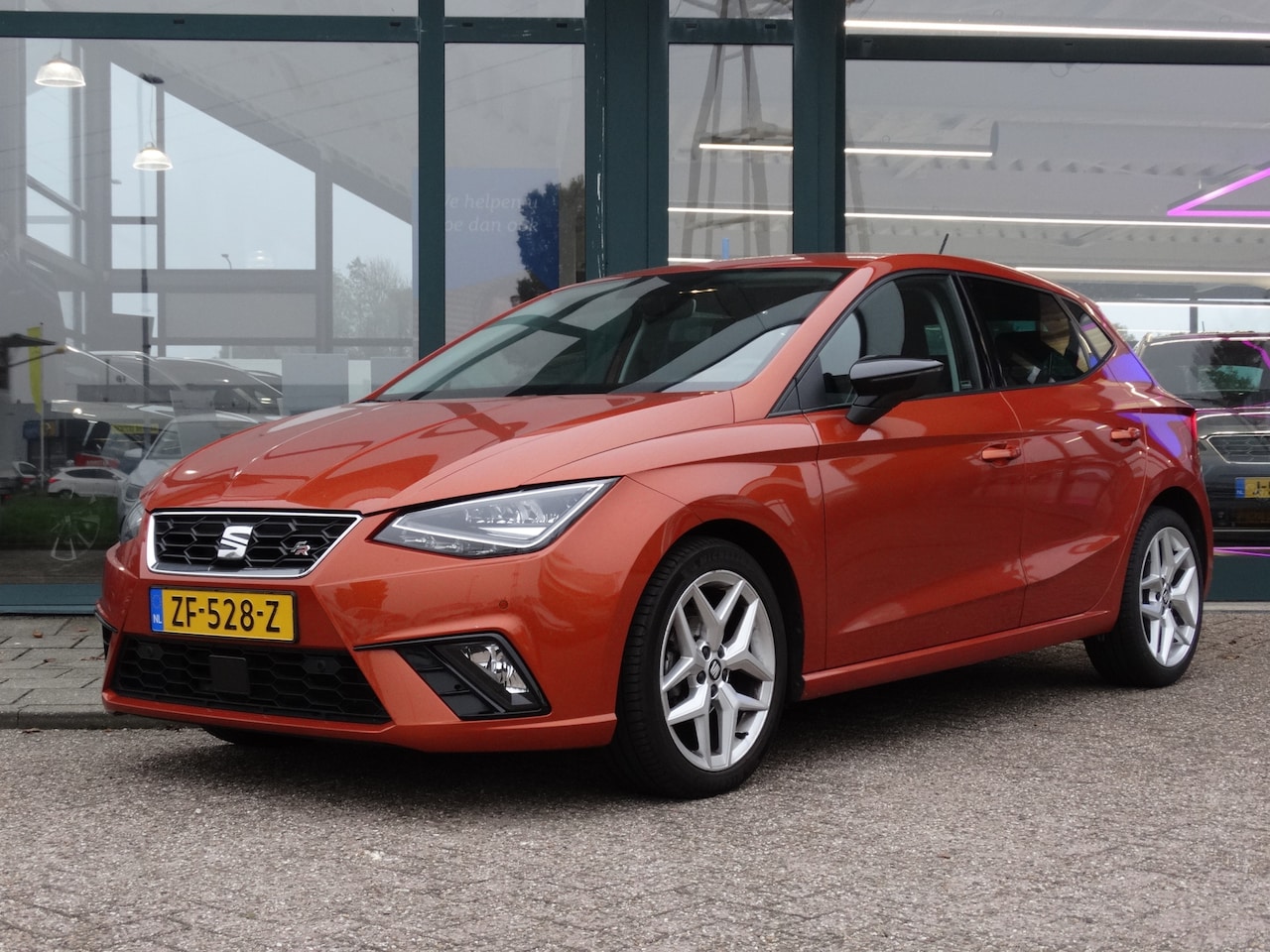 Seat Ibiza - 1.0 TSI FR Business Intense 1.0 TSI FR Business Intense - AutoWereld.nl