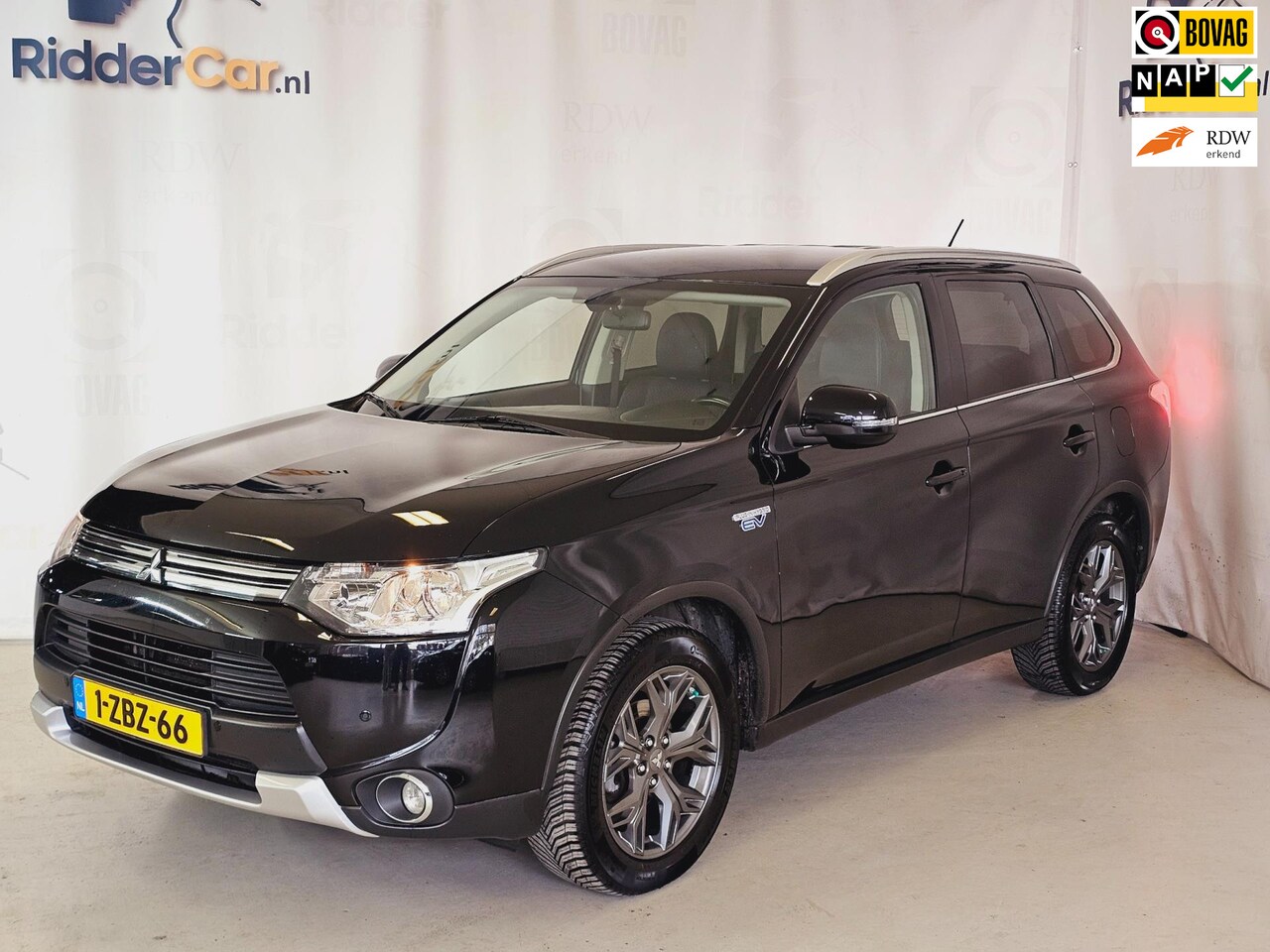 Mitsubishi Outlander - 2.0 PHEV Business Edition X-Line|NAP|AUTOMAAT|CRUISE|KEYLESS - AutoWereld.nl