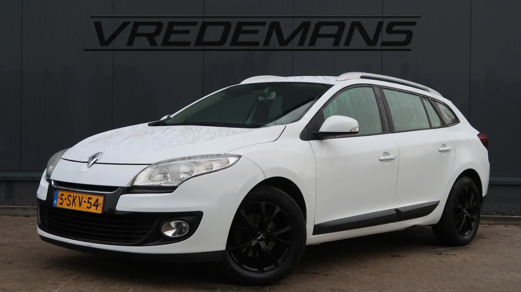 Renault Mégane Estate - 1.5 dCi Expression NAVI - AutoWereld.nl