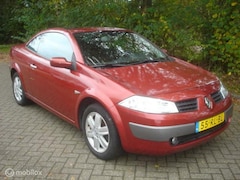 Renault Mégane coupé cabriolet - 1.6-16V Privilège Luxe