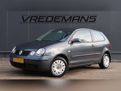 Volkswagen Polo - 1.4-16V Athene