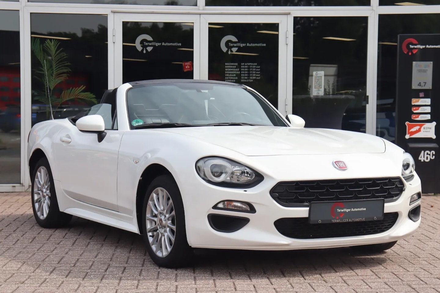 Fiat 124 Spider - 1.4 M-AIR | 1e EIGENAAR | NAVI | CRUISE | 140 PK | | - AutoWereld.nl