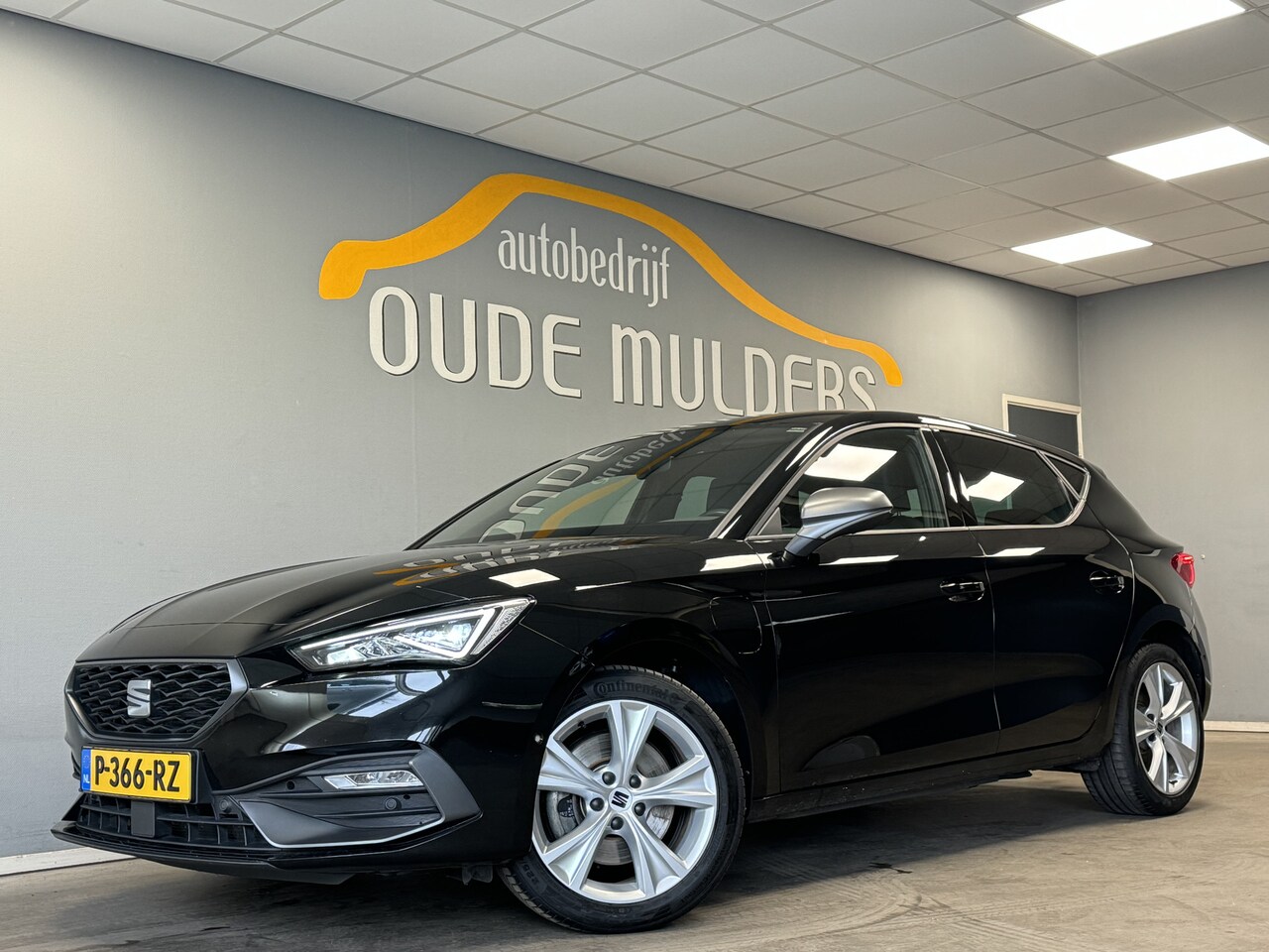 Seat Leon - 1.4 TSI eHybrid PHEV FR Trekhaak/Stoelverwarming/AdaptieveCruise - AutoWereld.nl