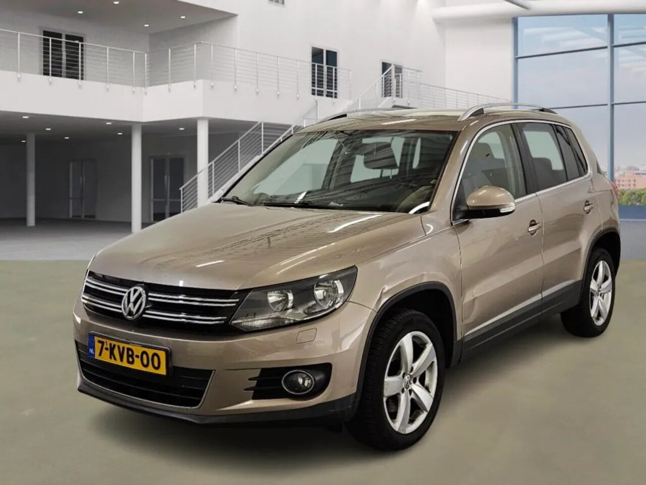 Volkswagen Tiguan - 1.4 TSI Sport&Style - AutoWereld.nl