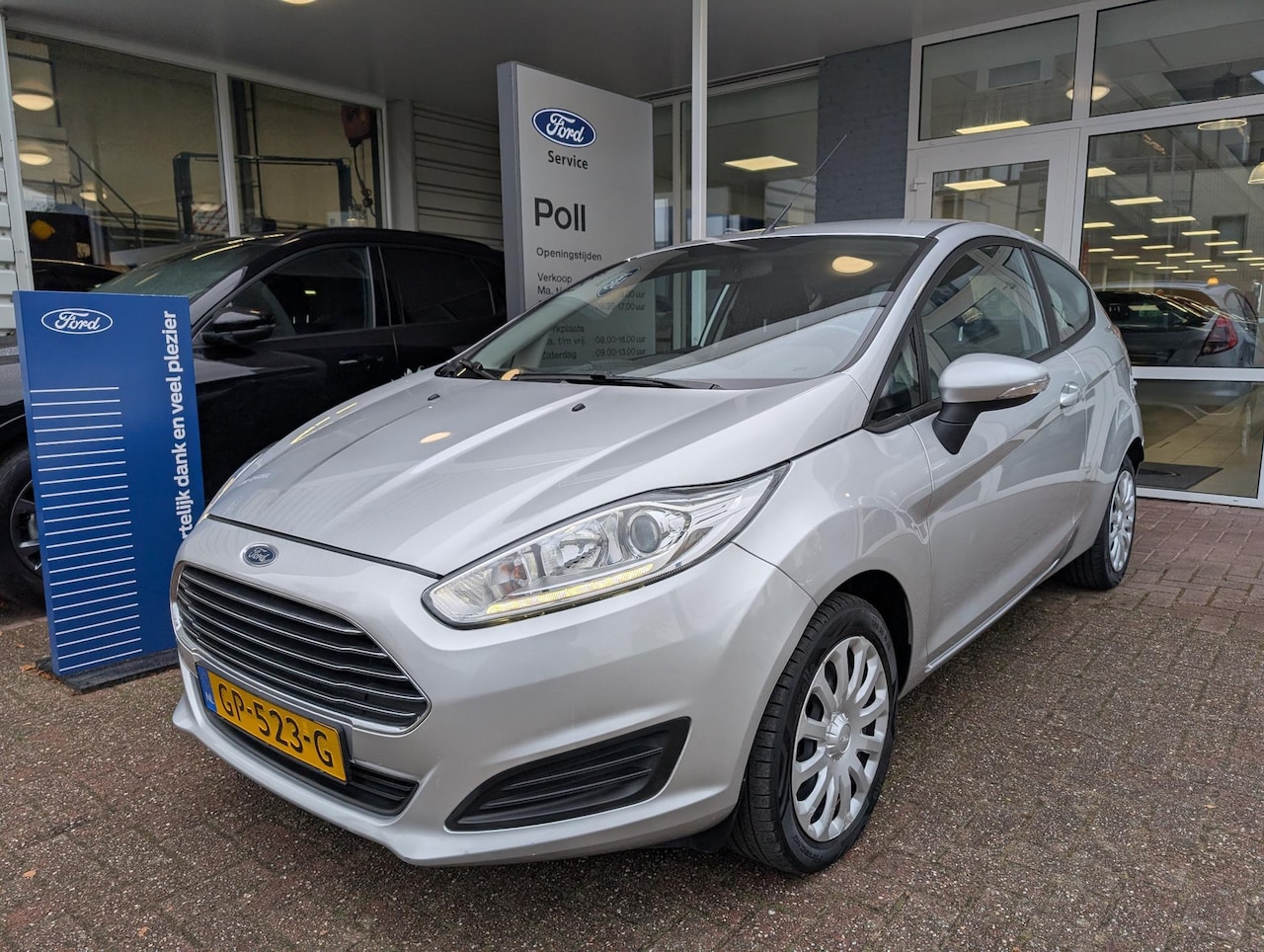 Ford Fiesta - 1.0 Style Airconditioning Radio CD & USB LED Dealeronderhouden 3drs - AutoWereld.nl