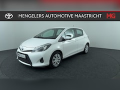 Toyota Yaris - 1.5 Full Hybrid Aspiration P.cam - Navi