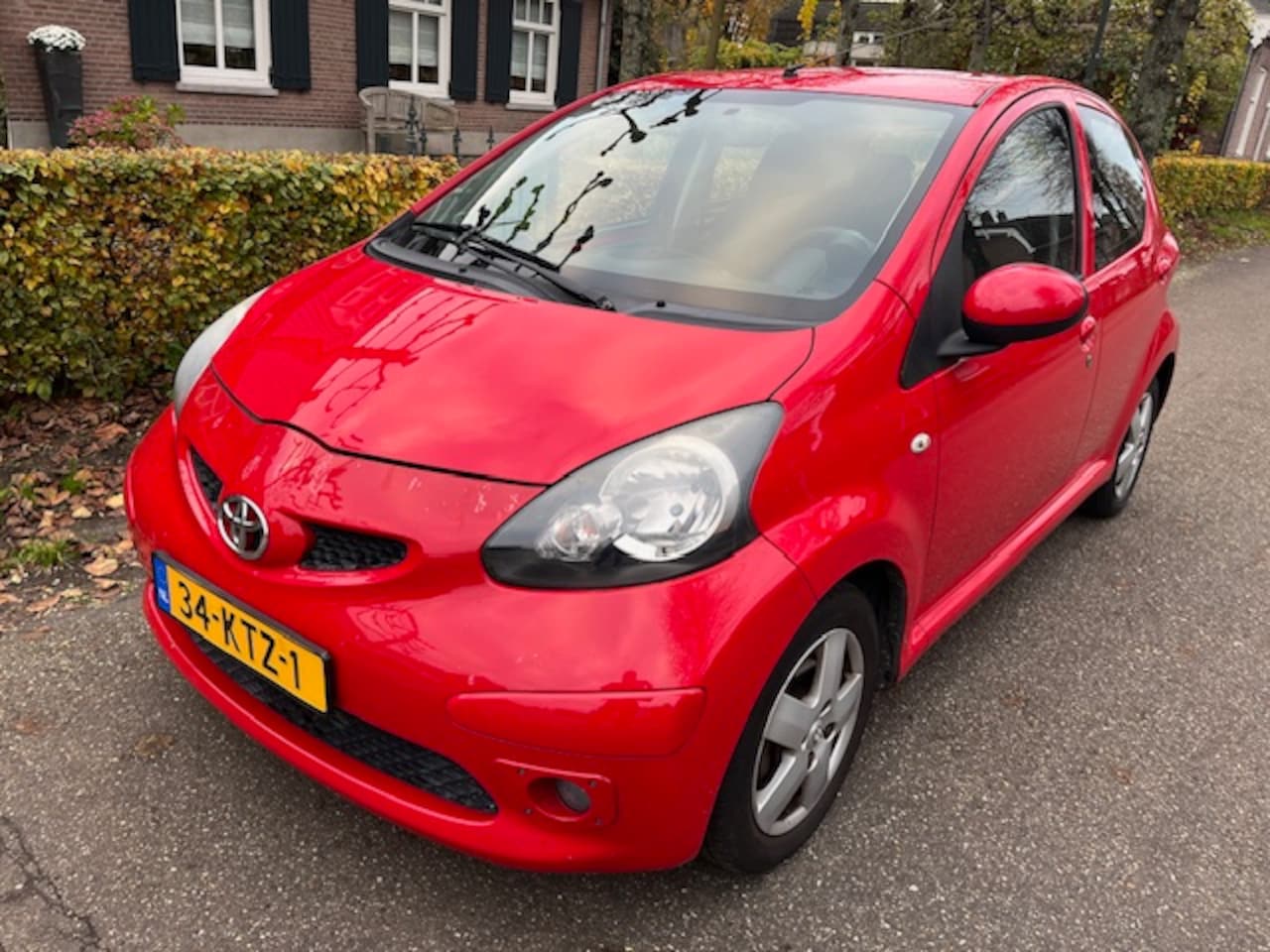 Toyota Aygo - 1.0 12V VVT-I 5DRS MMT - AutoWereld.nl