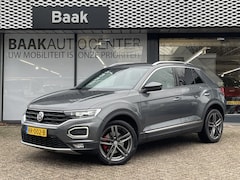 Volkswagen T-Roc - 1.5 TSI Sport | Trekhaak | Camera | Navi