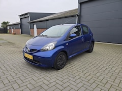 Toyota Aygo - 1.0-12V +