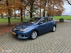 Toyota Auris - 1.8 Hybrid Dynamic camera, navi all in