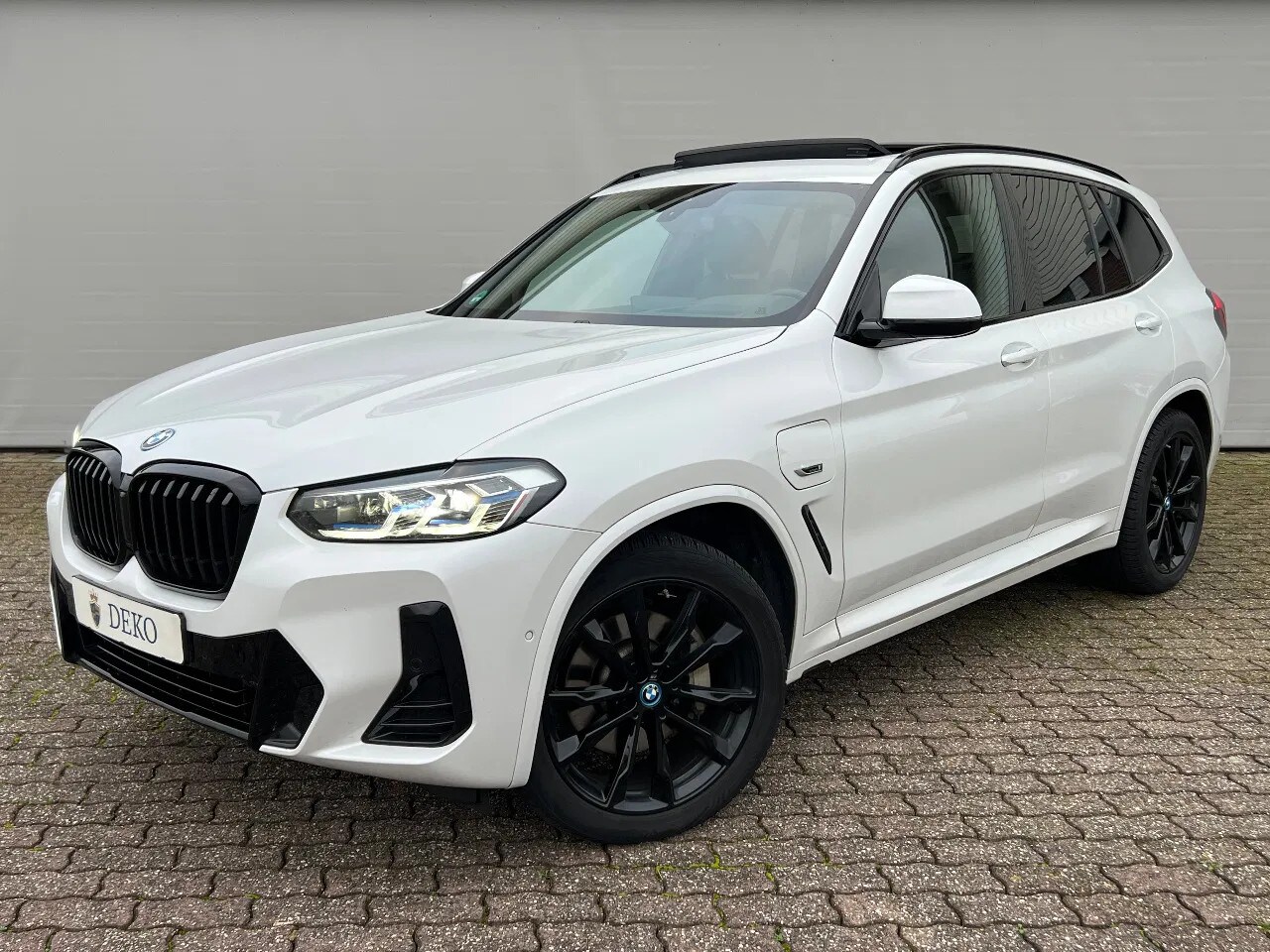 BMW X3 - xDrive30e XDRIVE 30E, M-Sport, Panoramadak, Laser, Keyless - AutoWereld.nl