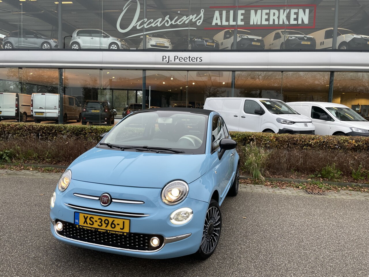 Fiat 500 C - 1.2 Lounge Cabrio - Airco - elektrisch bedienbare kap - navigatie - parkeersensoren achter - AutoWereld.nl