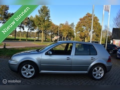 Volkswagen Golf - 1.6-16V Oxford 5DRS, '03 Airco|Cruise