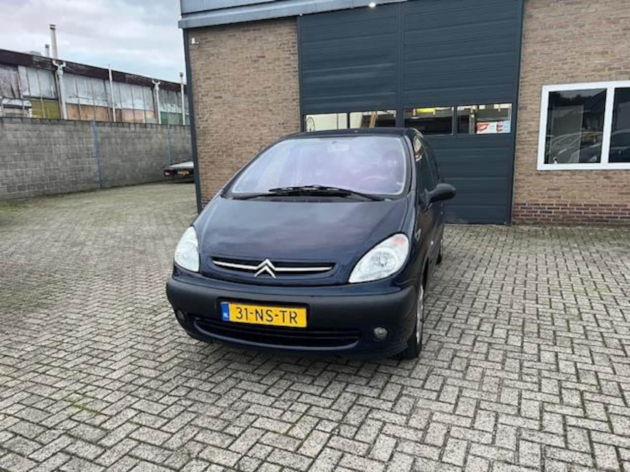 Citroën Xsara Picasso - 1.8i-16V Différence 2__Vol onderhouden** - AutoWereld.nl