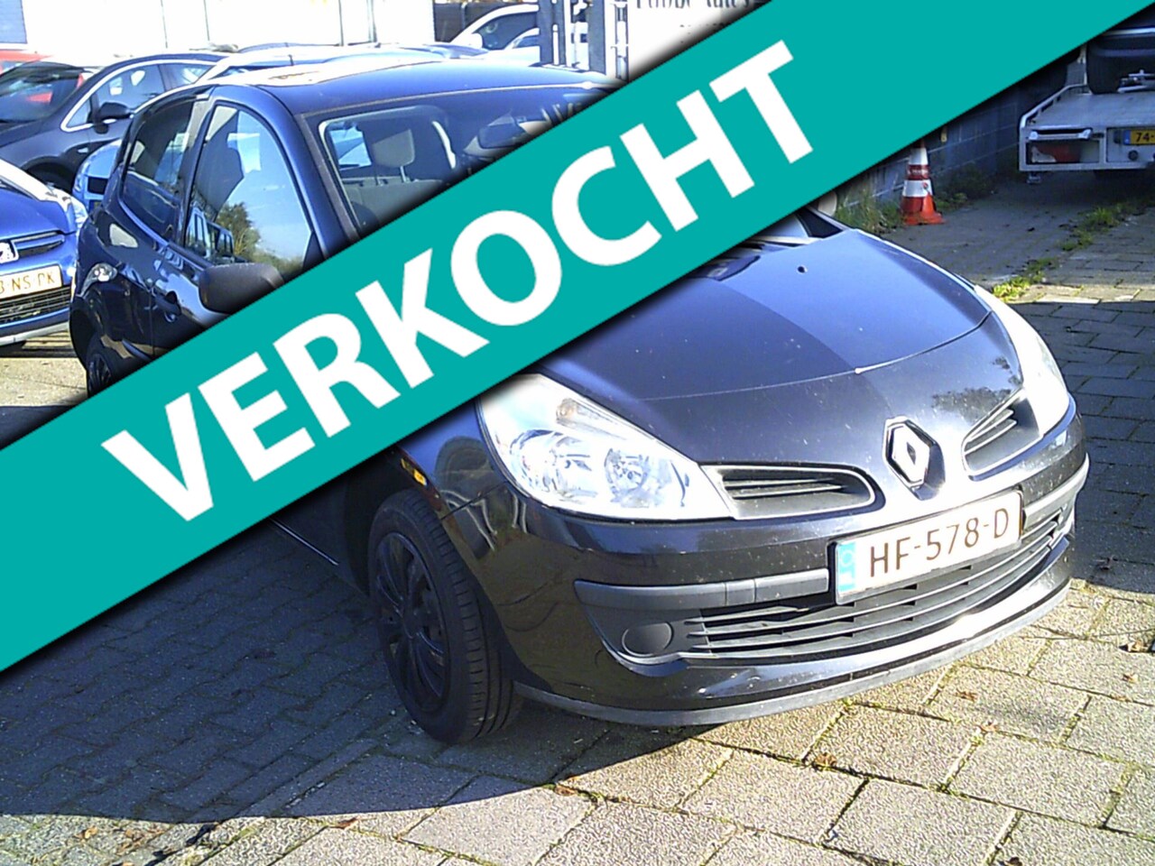 Renault Clio - 1.2-16V Authentique st bekr airco elek pak nap apk - AutoWereld.nl