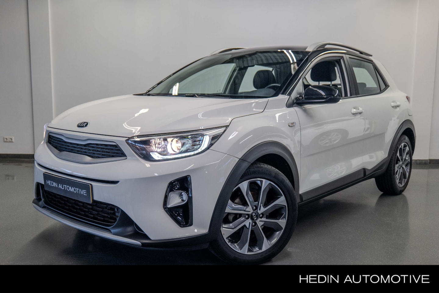 Kia Stonic - 1.0 T-GDi DynamicLine | Apple CarPlay | Achteruitrij camera | Cruise control | - AutoWereld.nl