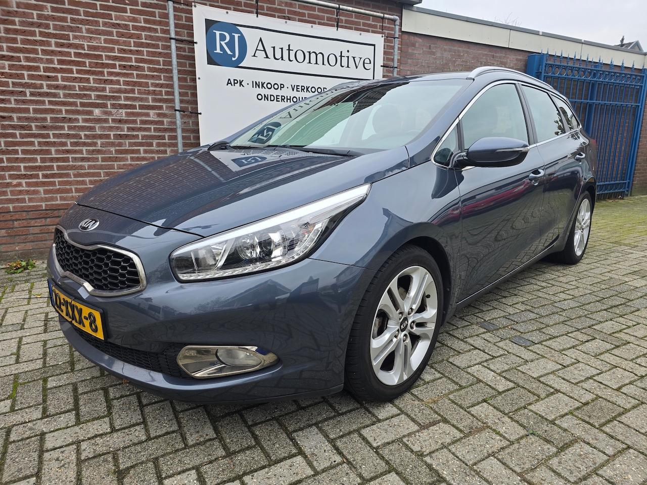 Kia Cee'd Sportswagon - 1.6 GDI Plus Pack APK/NAP/CLIMA - AutoWereld.nl