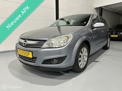 Opel Astra - 1.6 Temptation*Airco*NwAPK*CV*Lm*Elekramen