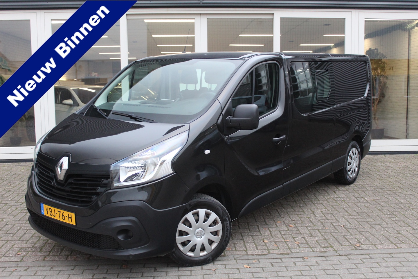 Renault Trafic - 1.6 dCi T29 L2H1 DC Comfort 1.6 dCi T29 L2H1 DC Comfort, Cruise Control, Airco, Trekhaak, PDC A, Navigatie, Prijs Is R - AutoWereld.nl