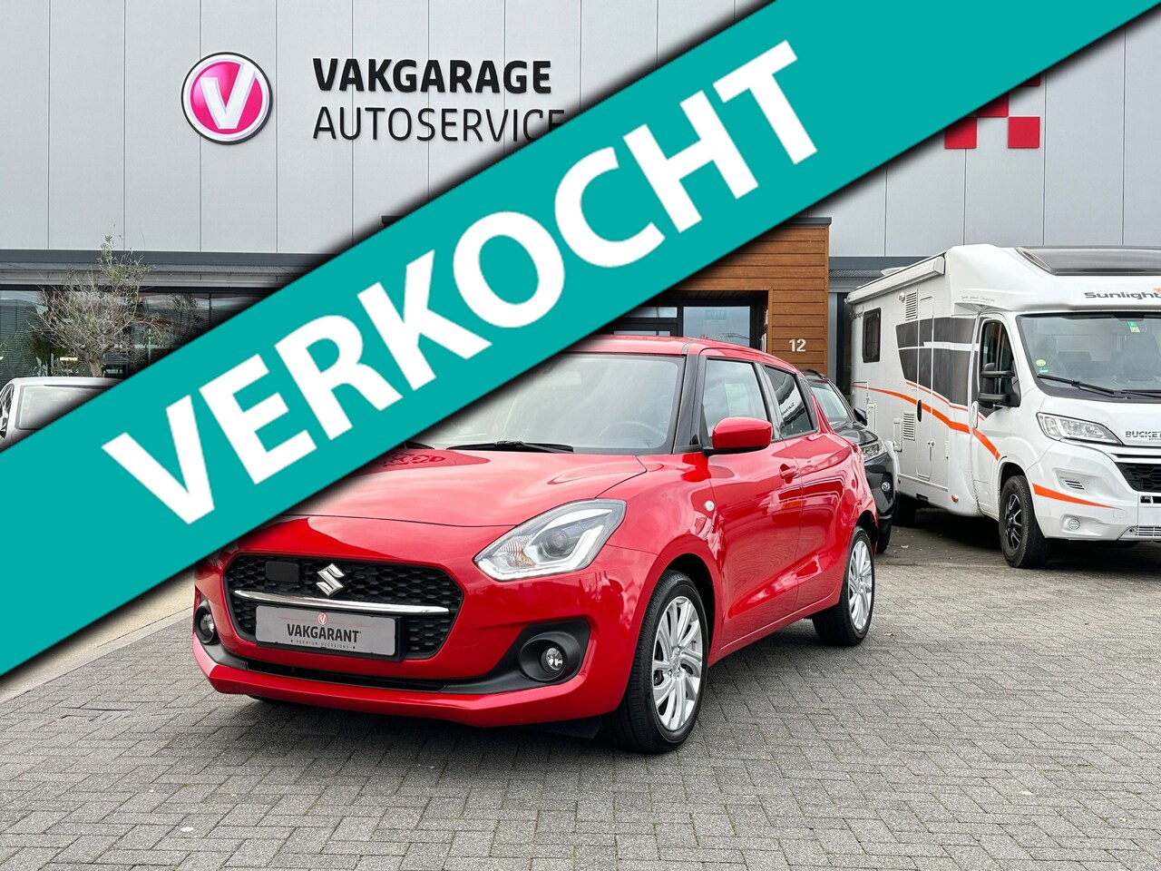 Suzuki Swift - 1.2 Select Smart Hybrid|Camera|Stoelverwarming|Carplay|Adaptive Cruise Control - AutoWereld.nl