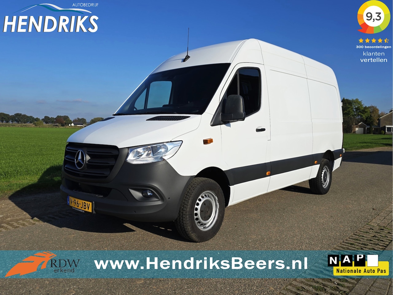 Mercedes-Benz Sprinter - 317 CDI L2 H2 RWD - Euro 6 - 170 Pk - Navi - ParkeerCamera - StoelVerwarming - AutoWereld.nl