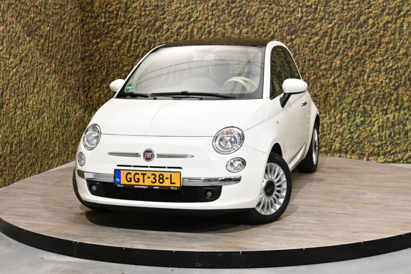 Fiat 500 - 1.2 Lounge *Airco *Recent onderhoud - AutoWereld.nl