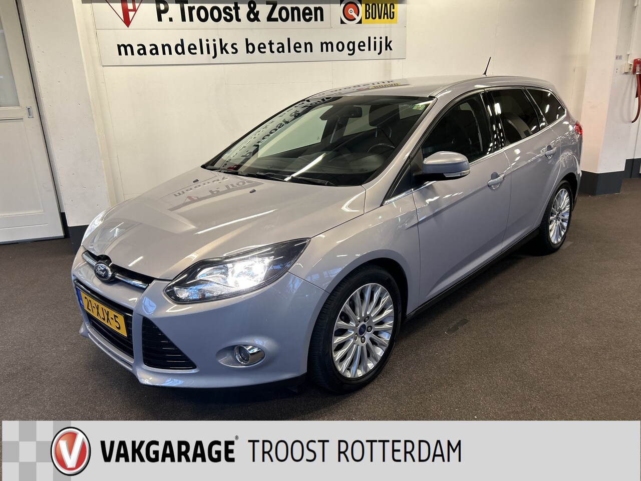 Ford Focus Wagon - 1.6 TI-VCT Titanium Automaat | Cruise control | Navigatie | Achteruitrijcamera | Trekhaak - AutoWereld.nl