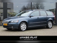 Volvo V50 - 1.8 Youngtimer | Schuifdak | Trekhaak | Stoelverwarming |