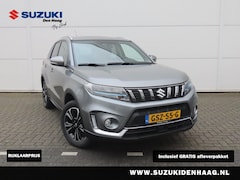 Suzuki Vitara - 1.5 Full Hybrid Style /Automaat/ Panorama dak /Leder-Alcantara / Apple carplay / Android a