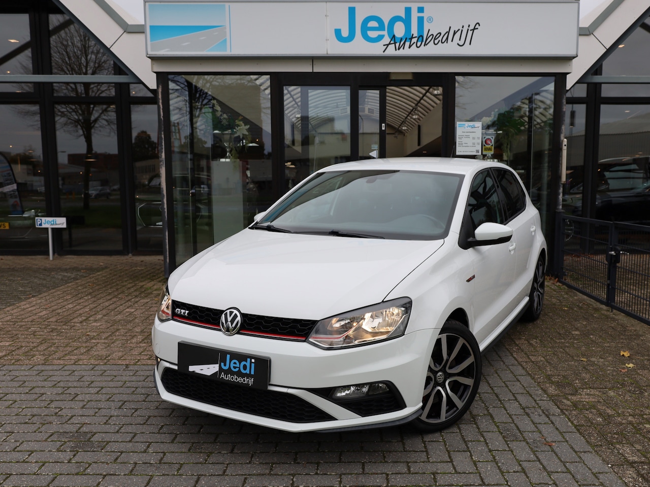 Volkswagen Polo - GTI 5drs 1.8 TSI 141kw/190pk - AutoWereld.nl