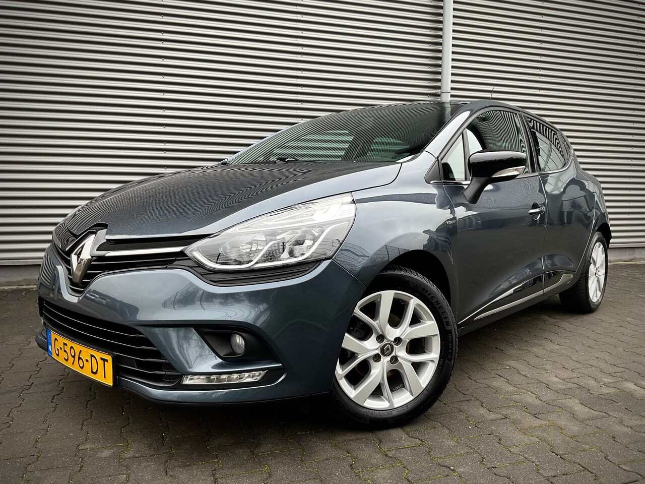 Renault Clio - TCe 90 Energy Authentique - AutoWereld.nl