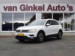 Volkswagen Tiguan - 1.5 TSI CL Bns | NAVI | Panorama dak | NAP