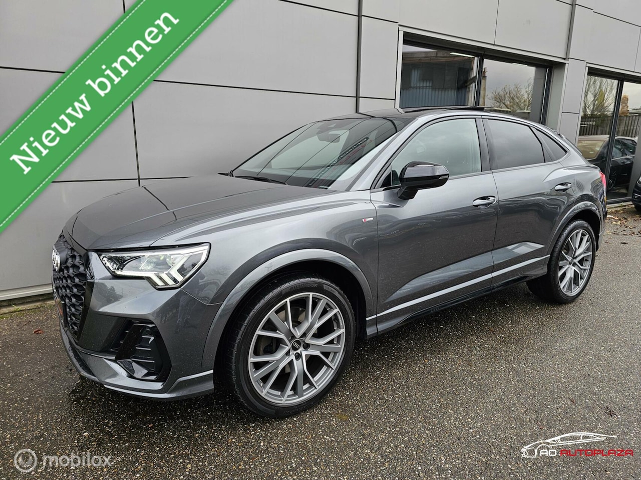 Audi Q3 Sportback - 40 TFSI quattro 3x S-line Pano/Keyless/Trekhaak - AutoWereld.nl