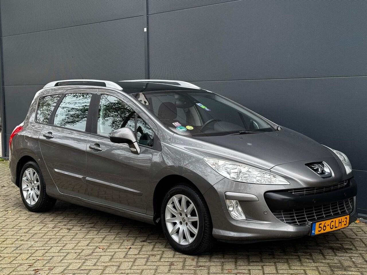 Peugeot 308 SW - 1.6 VTi XS CLIMA PANO PDC TREKHAAK - AutoWereld.nl