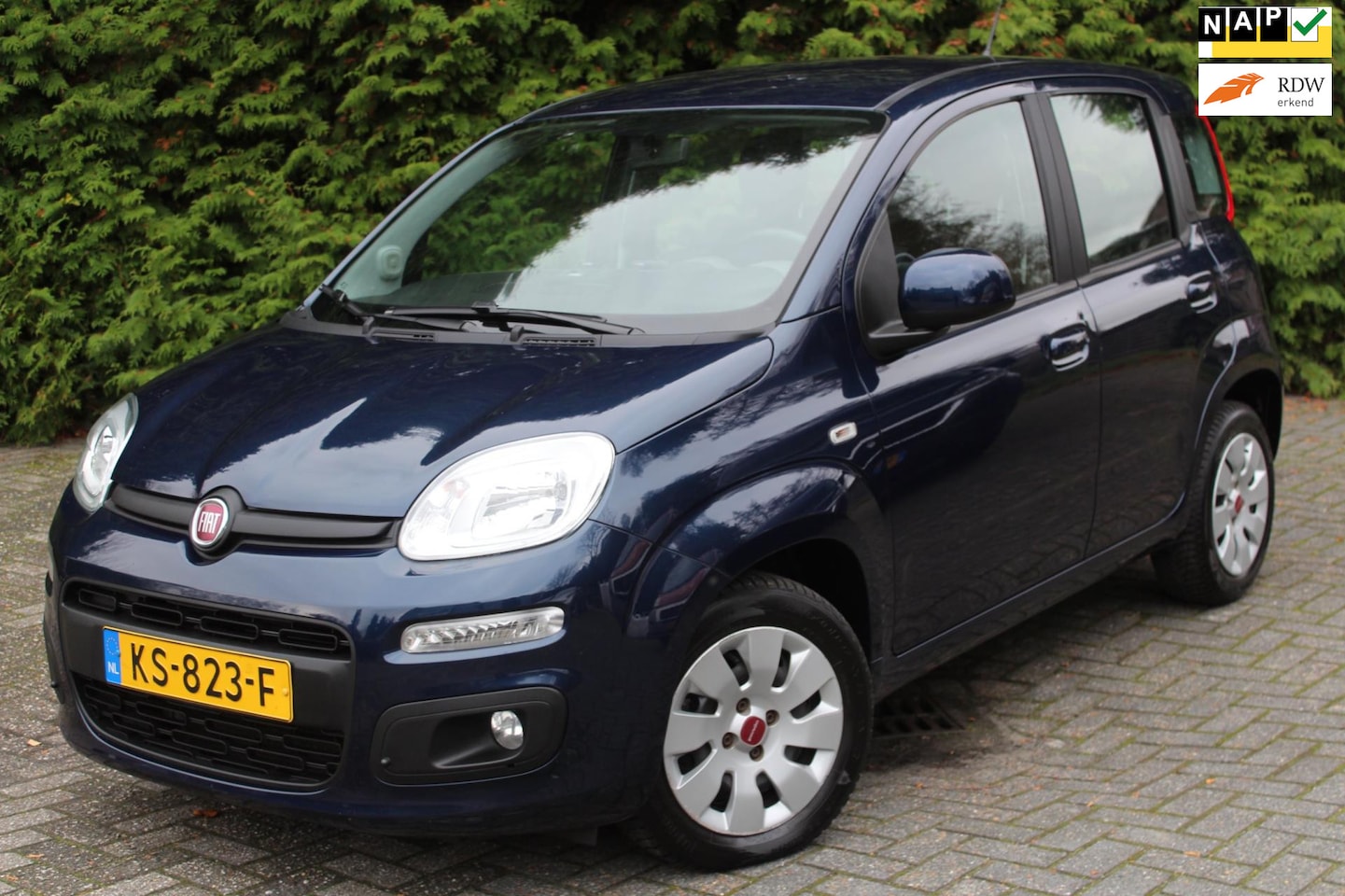 Fiat Panda - 0.9 TwinAir Lounge 60PK | Airco | Parkeersensoren | Elektrische Ramen & Spiegels | Stuurwi - AutoWereld.nl