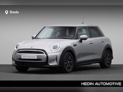 MINI Cooper - 5-deurs 1.5 Camden Edition |16" LM Victory Spoke zwart| Navigatiesysteem | Park Distance C