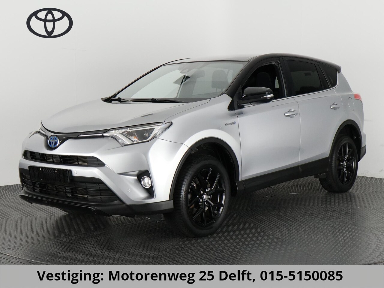 Toyota RAV4 - 2.5 HYBRID AUTOMAAT BLACKLINE BI-TONE NAVIGATIE.18 INCH.CAMERA.GARANTIE TOT 5-2028 - AutoWereld.nl