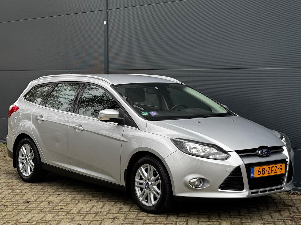 Ford Focus Wagon - 1.0 EcoBoost Titanium NAVI CLIMA CRUISE NAP NW APK - AutoWereld.nl