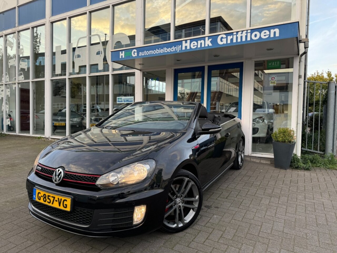 Volkswagen Golf Cabriolet - Golf Cabriolet 2.0 TSI GTI I Cruise control I Climate control - AutoWereld.nl