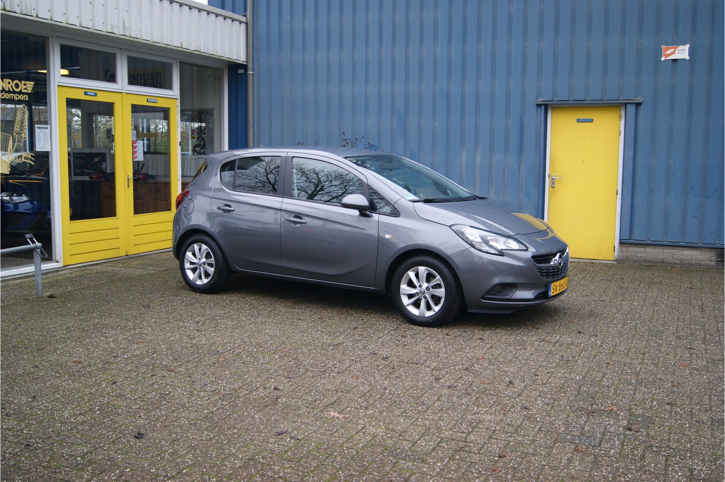 Opel Corsa - 1.4i 16V Innovation, Airco, MOOI!!! - AutoWereld.nl