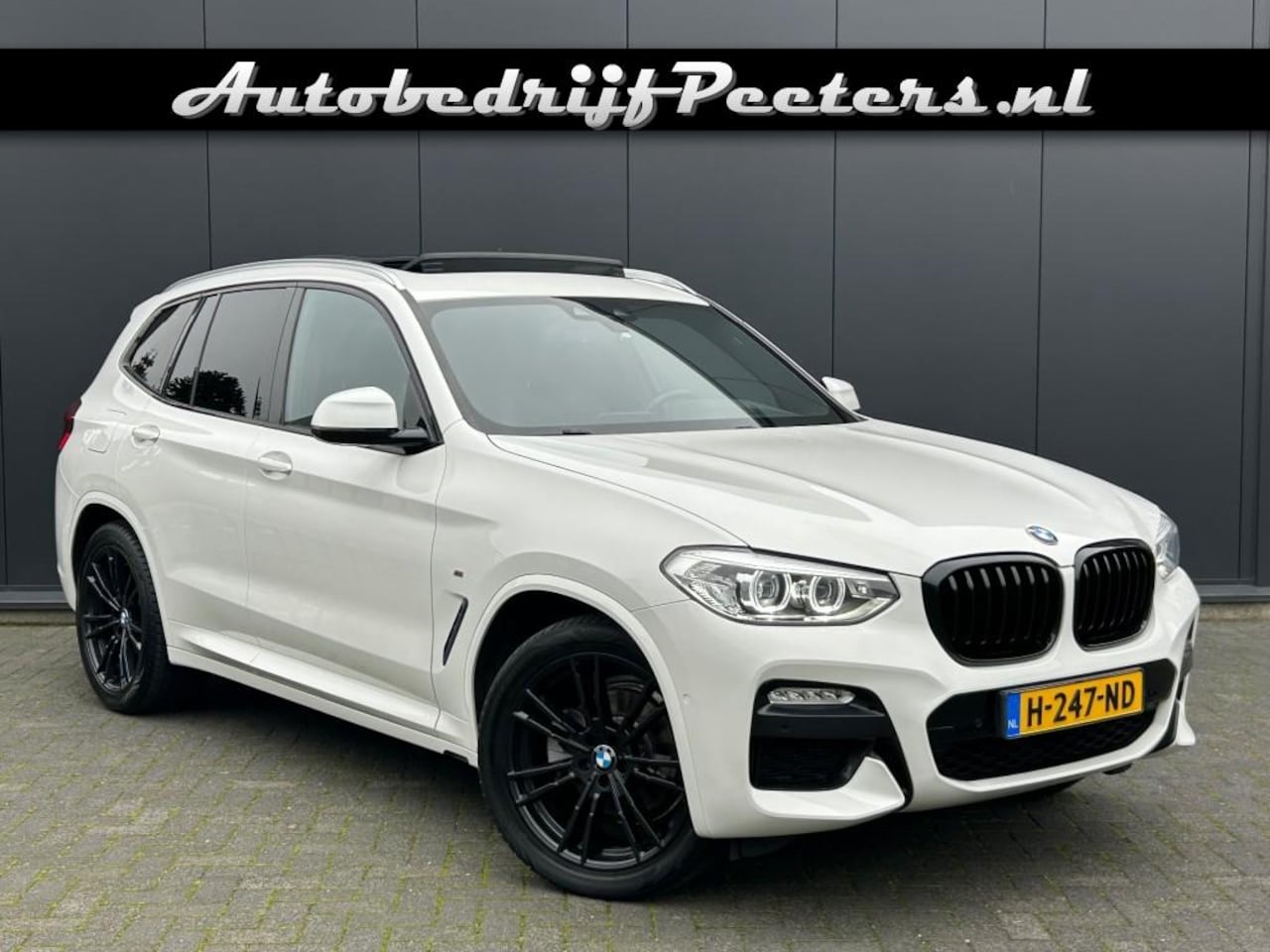 BMW X3 - xDrive20i M Sport P-dak Leder Navi LED HUD Sfeerlicht Trekhaak - AutoWereld.nl