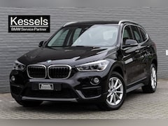 BMW X1 - 18i / Trekhaak / Head-Up / Stoelverwarming / LED / HiFi