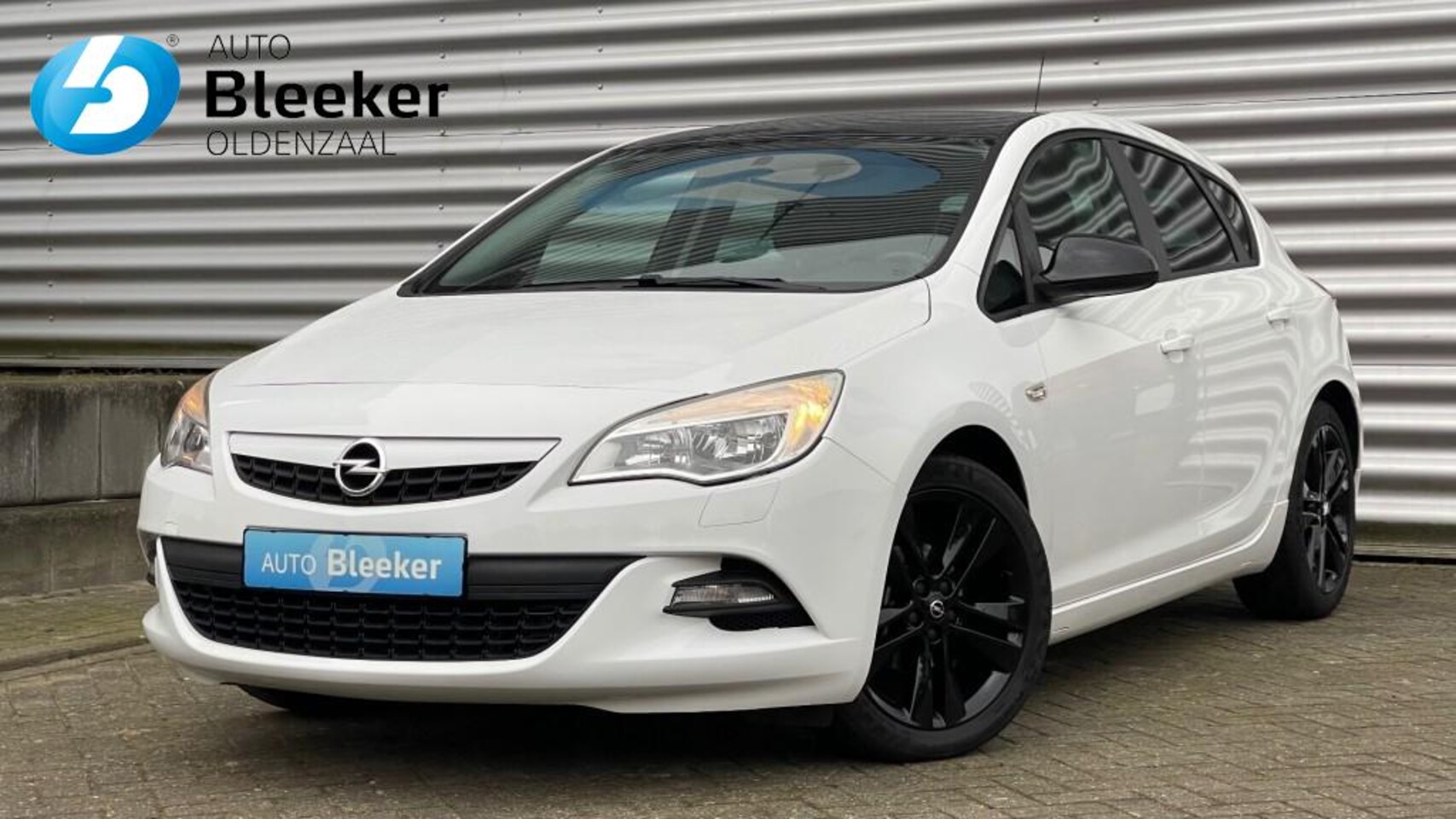 Opel Astra - 1.4 T Color Ed. Airco AGR stoel Parksensor Winterpack - AutoWereld.nl