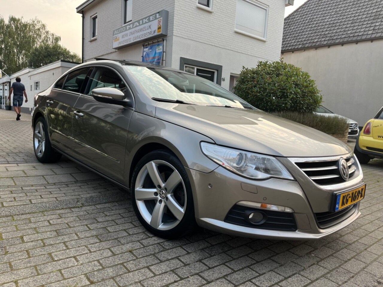 Volkswagen Passat - 2.0 TSI 4P. - AutoWereld.nl