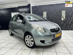 Toyota Yaris - 1.3 VVTi Sol MMT