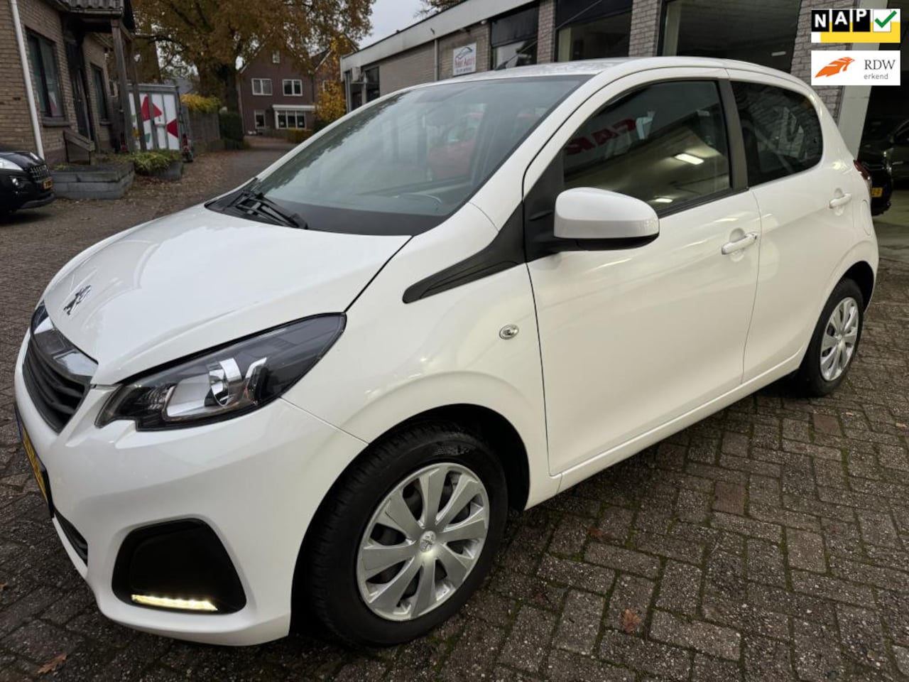 Peugeot 108 - 1.0 e-VTi Active ORG 106447 KM NAP O.H BOEKJES ELEKTRISCHE RAMEN CENTRALE DEUR VERGRENDELI - AutoWereld.nl