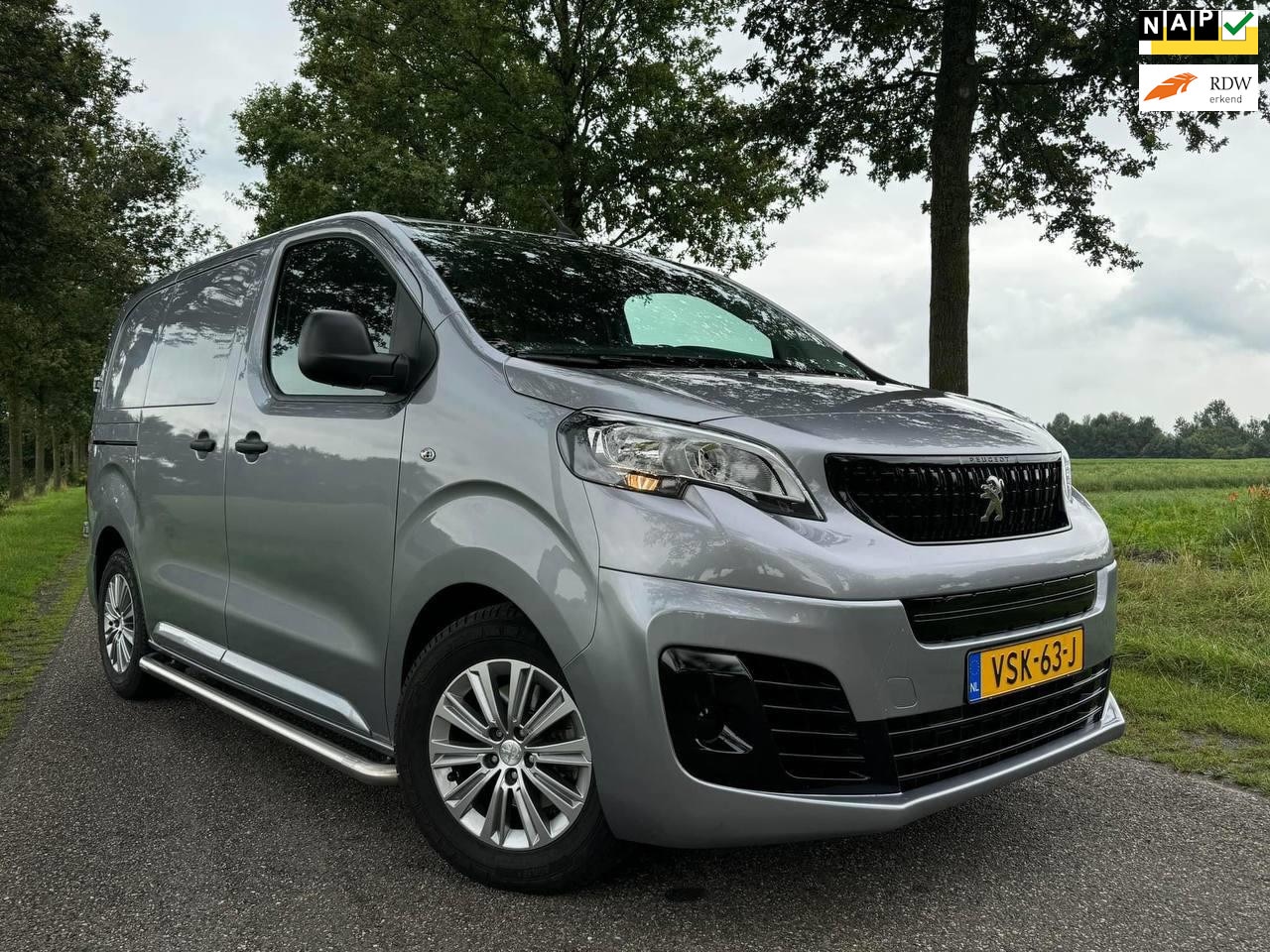 Peugeot e-Expert - EV L2 50 kWh EV L2 50 kWh - AutoWereld.nl